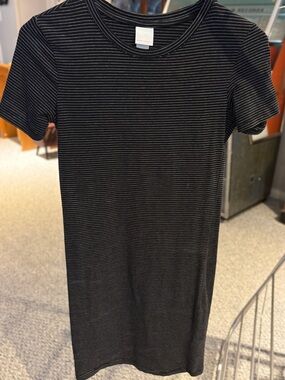 H&M Black and Gray Striped Short-Sleeve Shift Dress
